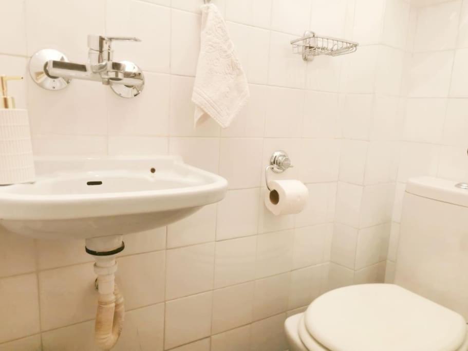 Alojamiento En Centro De Madrid Apartment Екстериор снимка