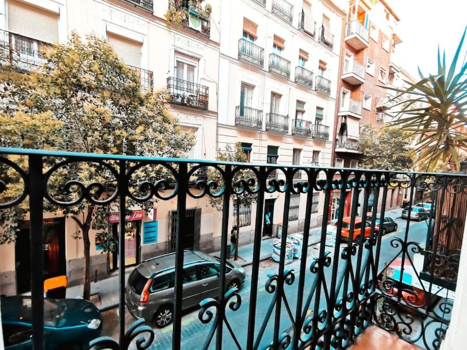 Alojamiento En Centro De Madrid Apartment Екстериор снимка