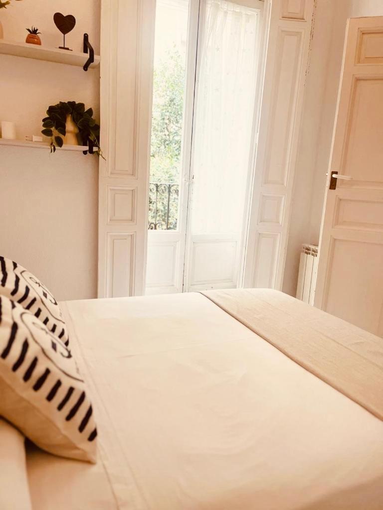 Alojamiento En Centro De Madrid Apartment Екстериор снимка